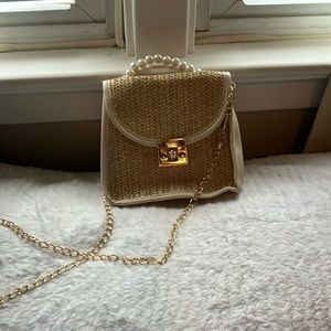 Adorable summer purse.  6” x 6” neutral color